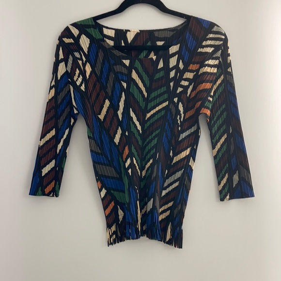 SOLD. PLEATS PLEASE Issey Miyake Top - Picture 1 of 10
